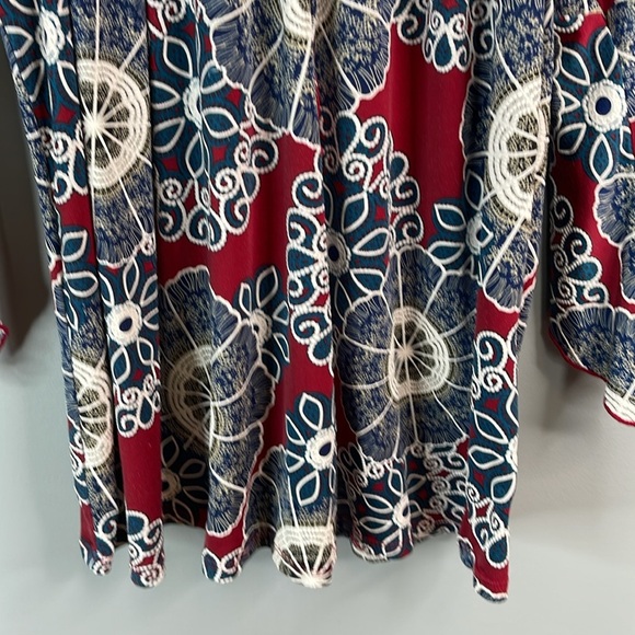 Espresso Asymmetrical Blue and Red Blouse 3/4 Sleeve - Picture 5 of 11